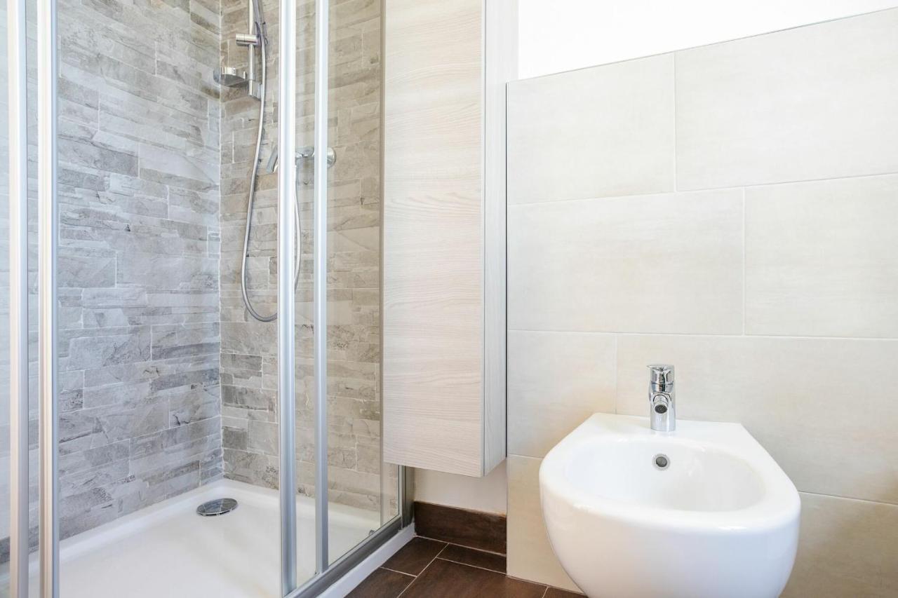 Cremia Suits By Halldis Exterior photo
